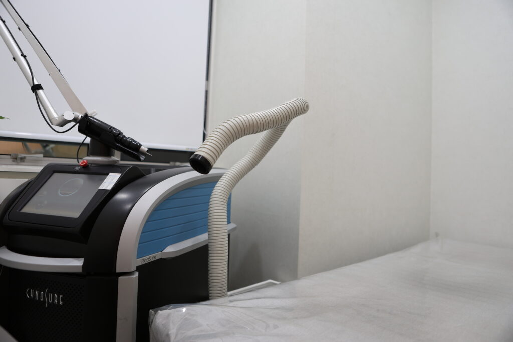 755nm 파장의 피코슈어 레이저.