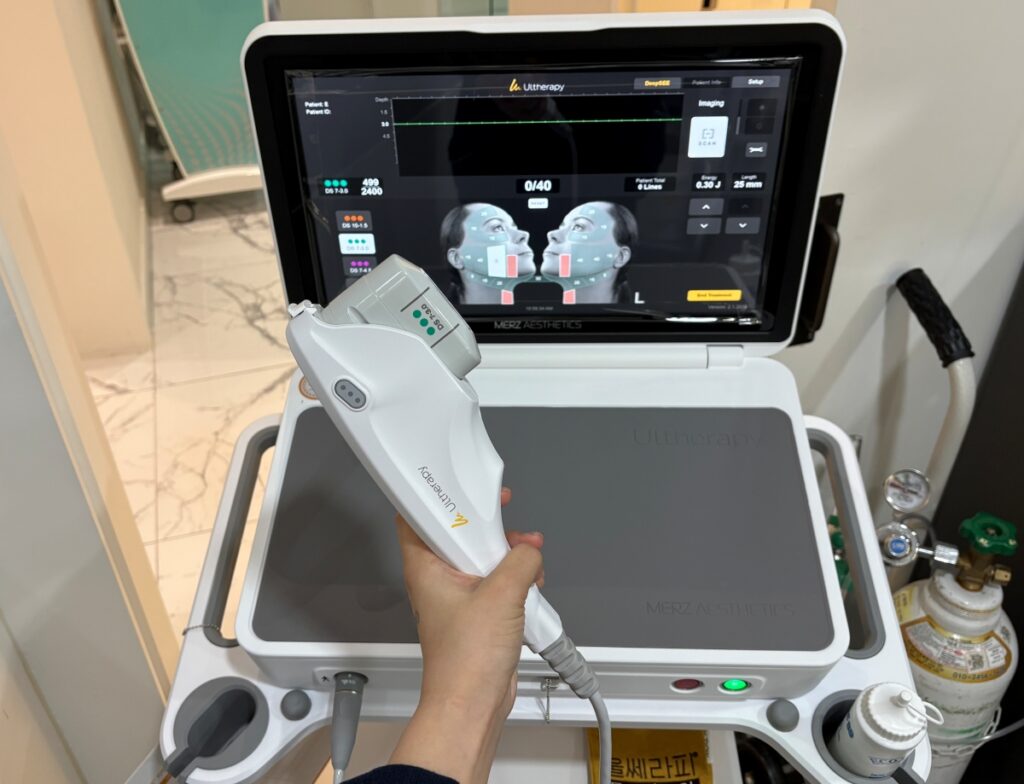 일산 울세라 신형 장비 울쎄라피프라임. 울쎄라 효과 언제부터 나타나는지는 꼼꼼한 시술도 중요함을 보여줌.